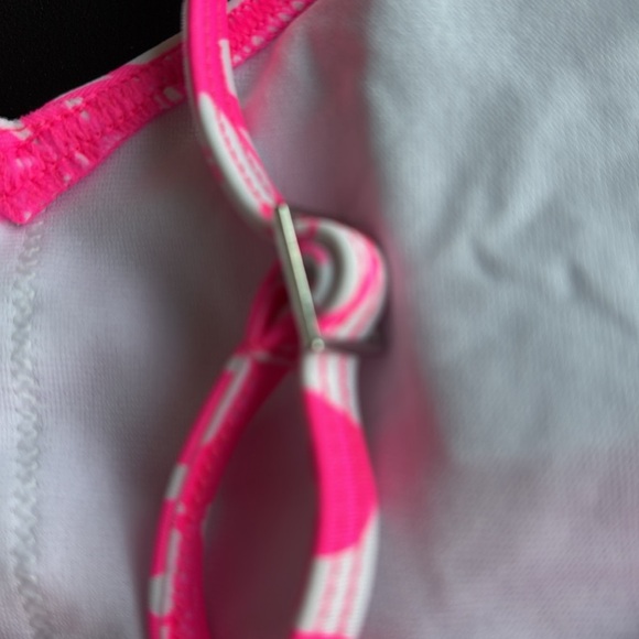 Kanu Surf UPF 50+ Fiona 2 piece adjustable strap,removable pads neon pink floral - Picture 5 of 8